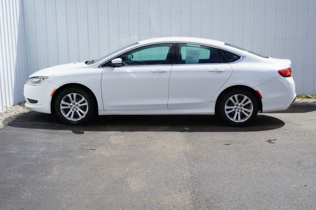 2016 Chrysler 200 Limited