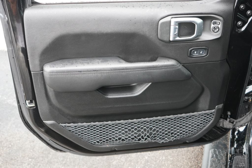 2023 Jeep Wrangler 4-Door Sahara Altitude 4x4