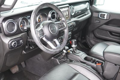 2023 Jeep Wrangler 4-Door Sahara Altitude 4x4