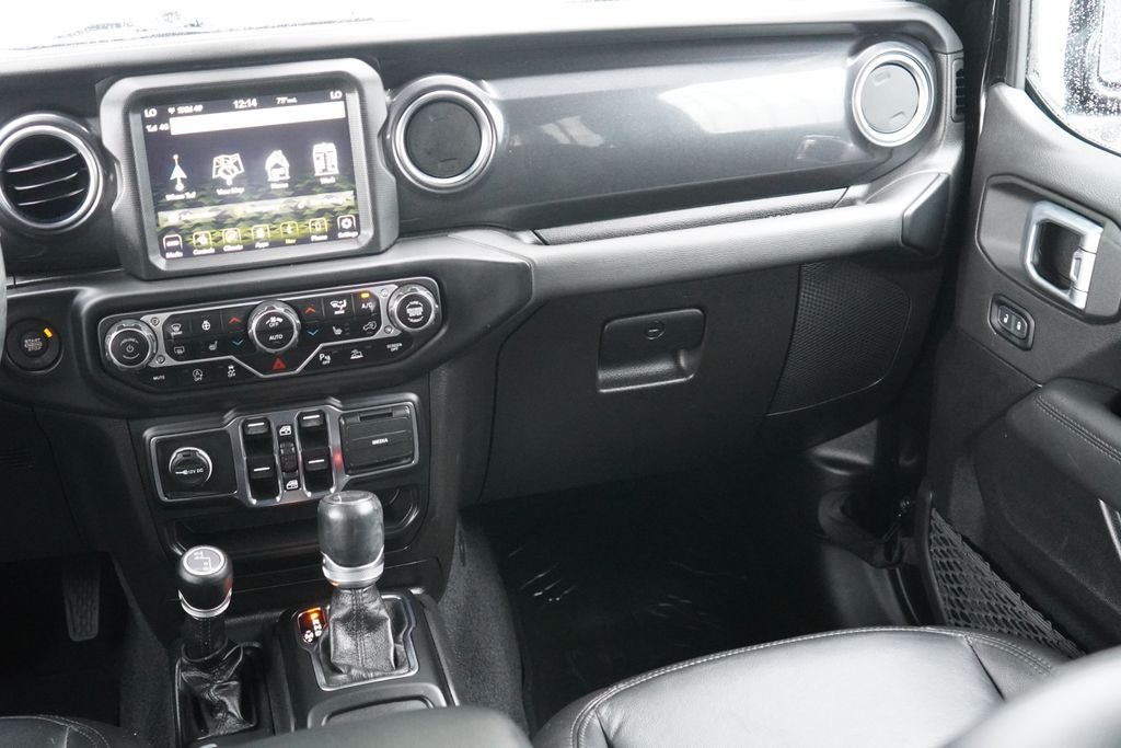 2023 Jeep Wrangler 4-Door Sahara Altitude 4x4