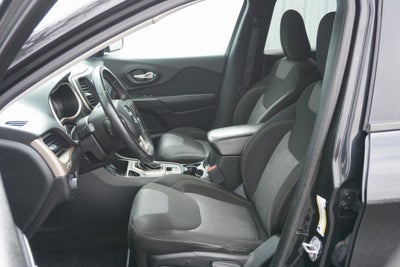 2016 Jeep Cherokee Altitude