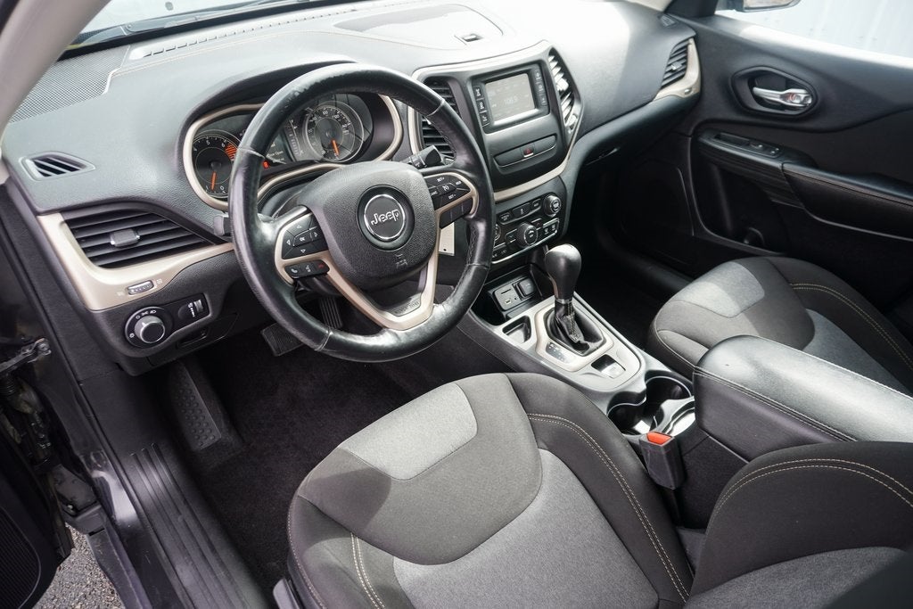 2016 Jeep Cherokee Altitude