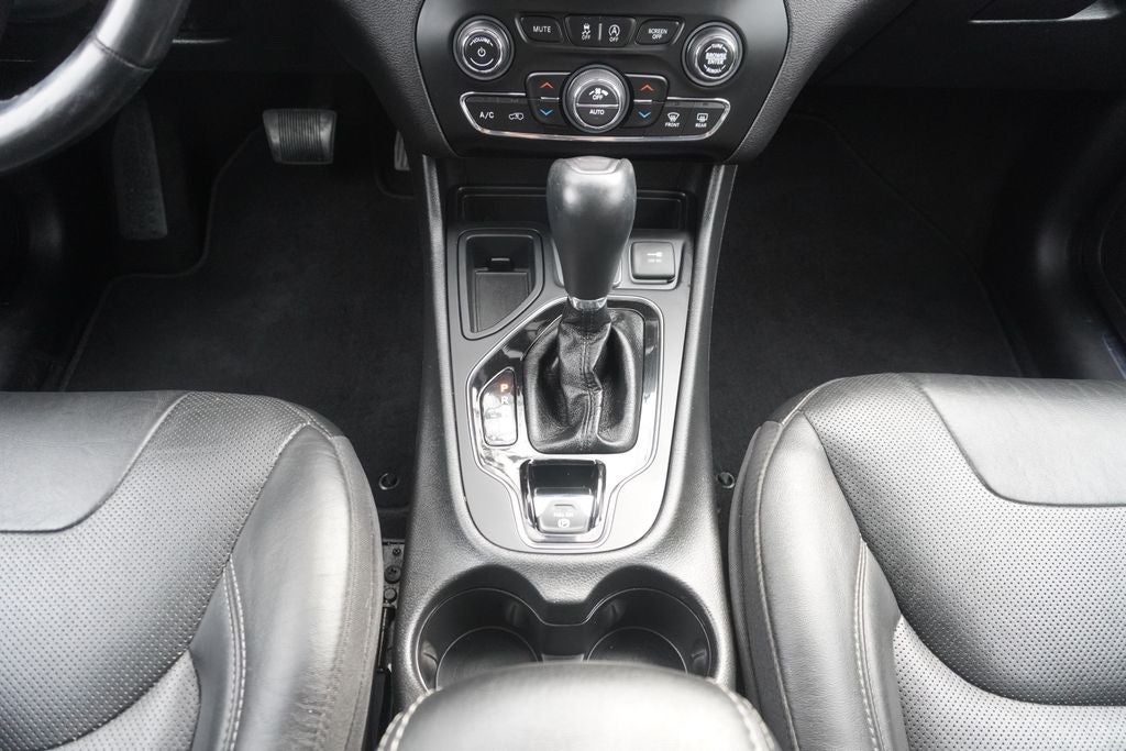 2020 Jeep Cherokee Limited FWD