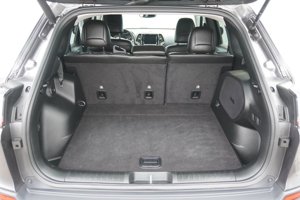 2020 Jeep Cherokee Limited FWD