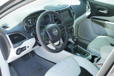 2020 Jeep Cherokee Latitude Plus FWD
