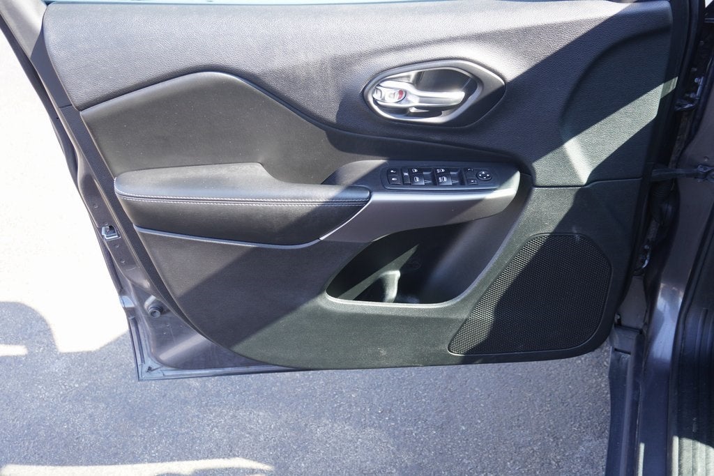 2019 Jeep Cherokee Latitude Plus FWD