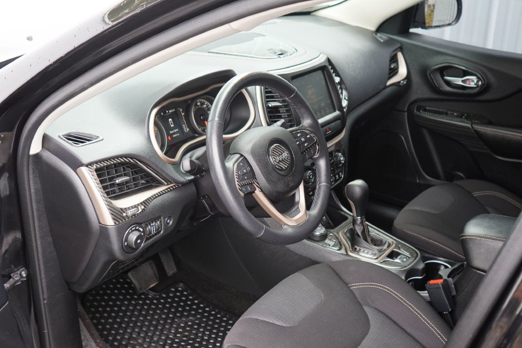 2016 Jeep Cherokee Altitude