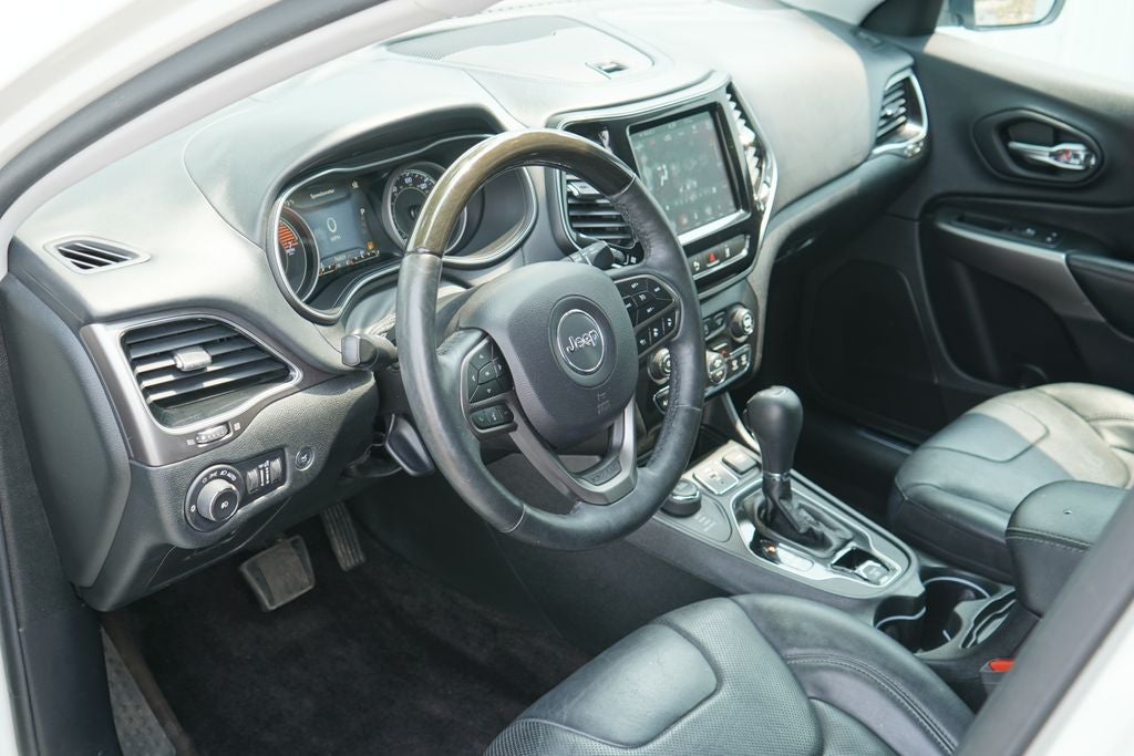 2019 Jeep Cherokee Overland 4x4