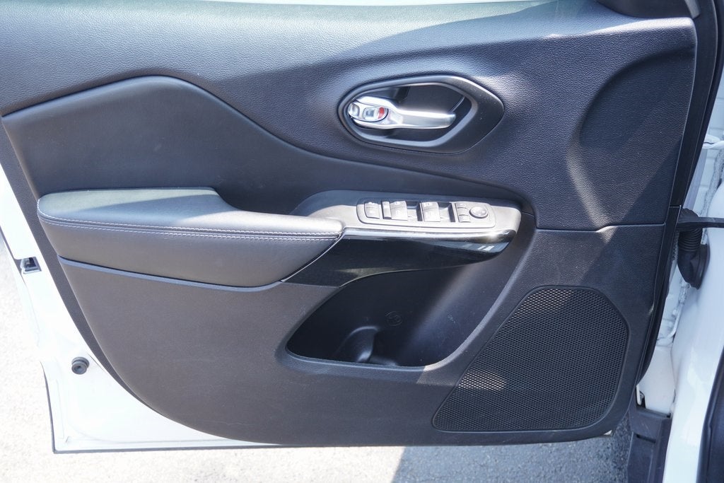 2023 Jeep Cherokee Altitude Lux 4x4