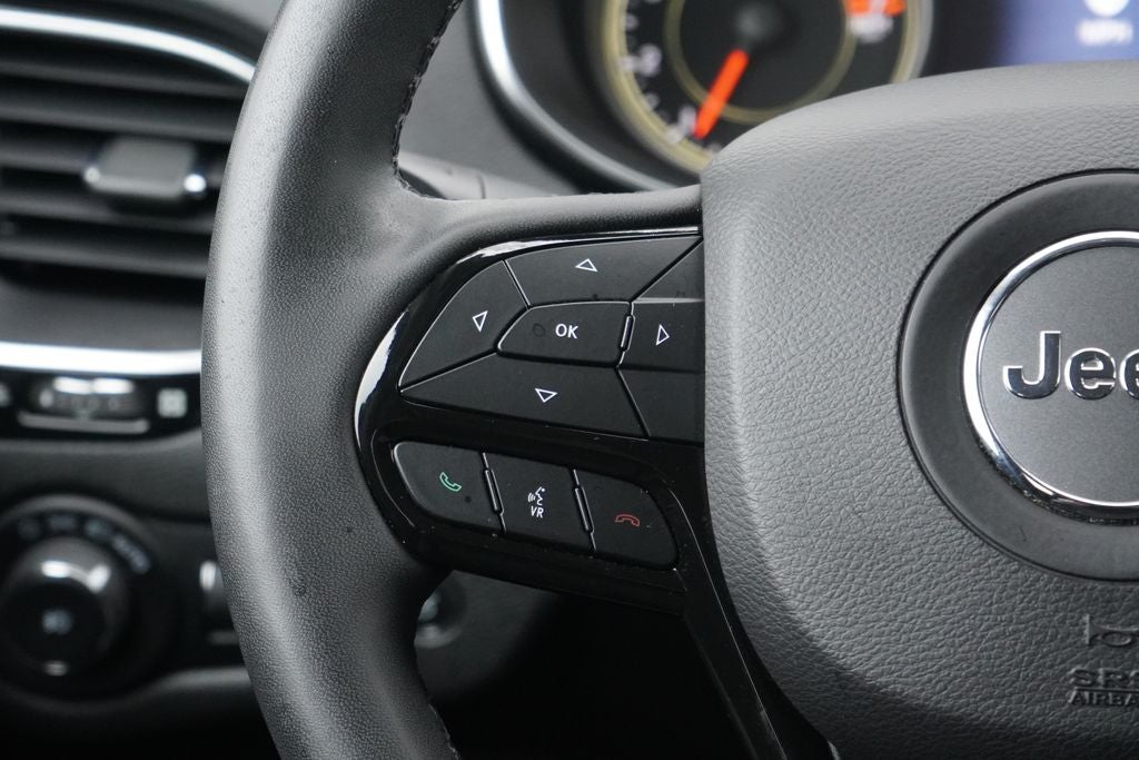2023 Jeep Cherokee Altitude Lux 4x4