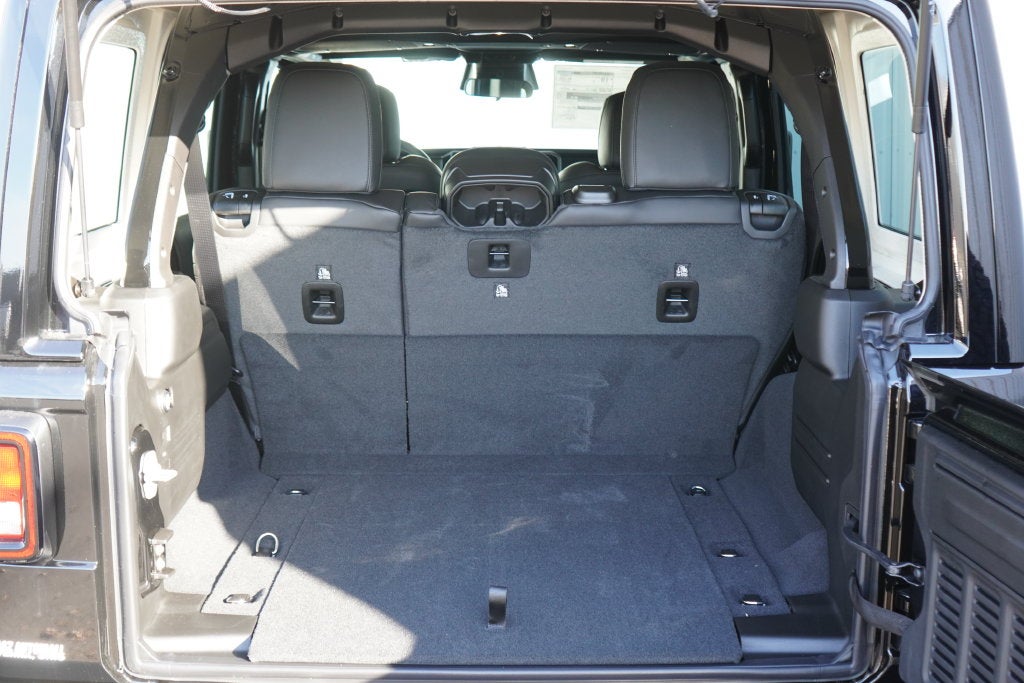 2027 Jeep Wrangler WRANGLER 4-DOOR REWIND