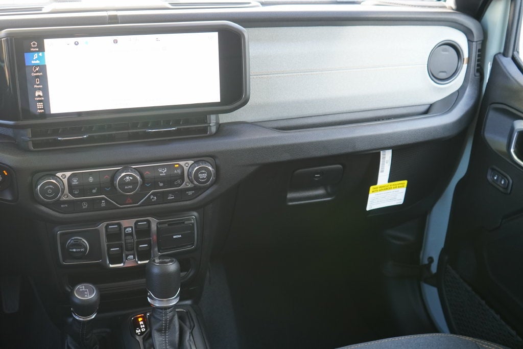 2027 Jeep Wrangler WRANGLER 4-DOOR SPORT S