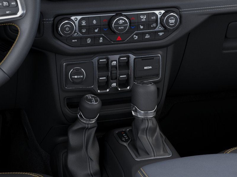 2027 Jeep Wrangler WRANGLER 4-DOOR SAHARA