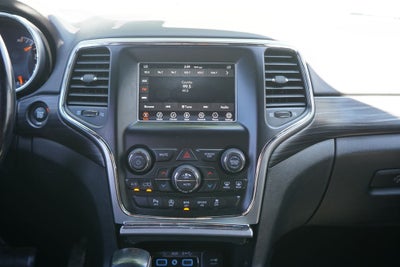 2020 Jeep Grand Cherokee Laredo E 4x4