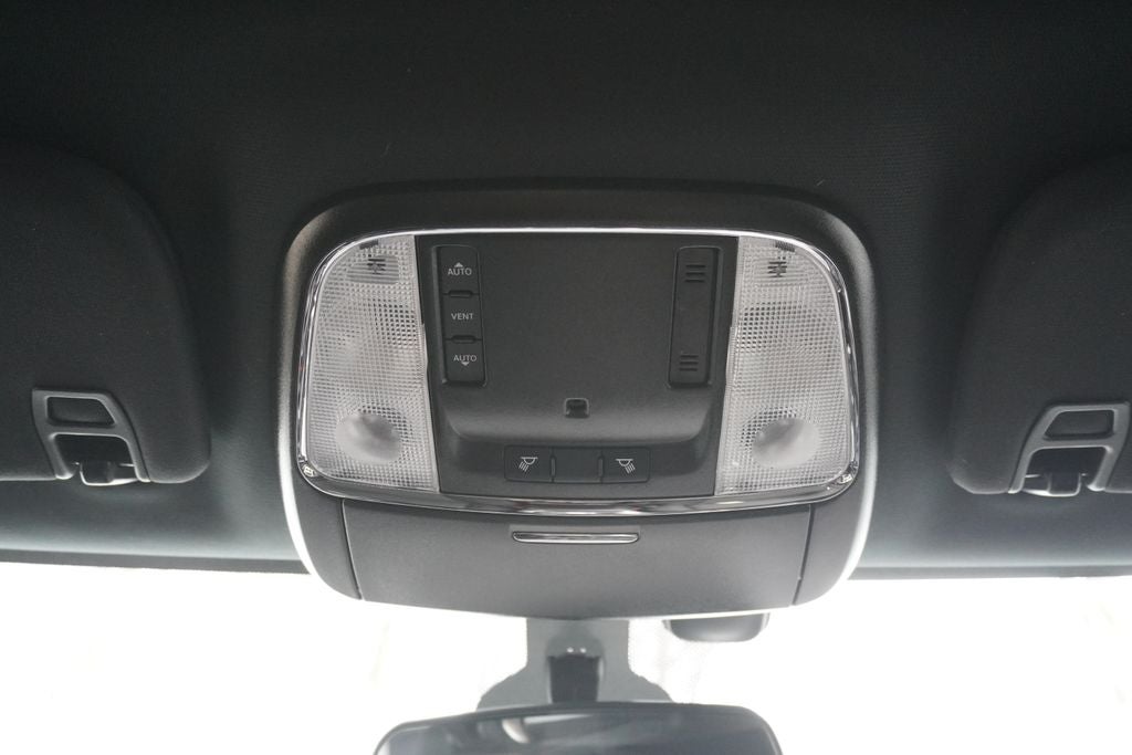 2021 Jeep Grand Cherokee Laredo E 4x4