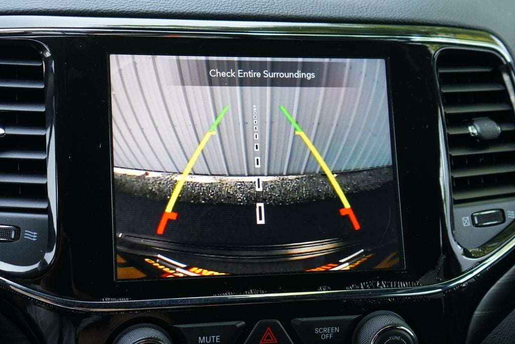 2021 Jeep Grand Cherokee Laredo X 4x4