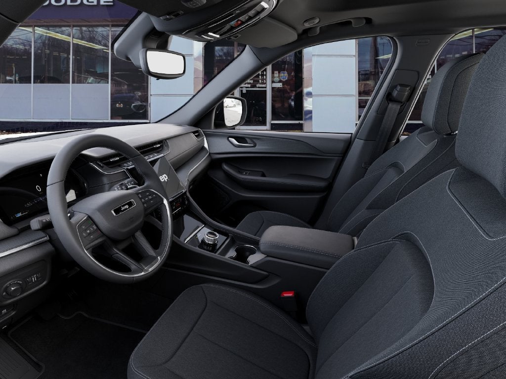 2027 Jeep Grand Cherokee GRAND CHEROKEE LAREDO X 4X4