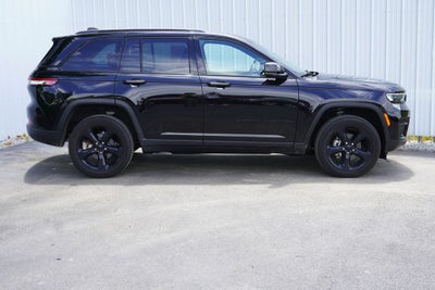 2023 Jeep Grand Cherokee Altitude 4x4