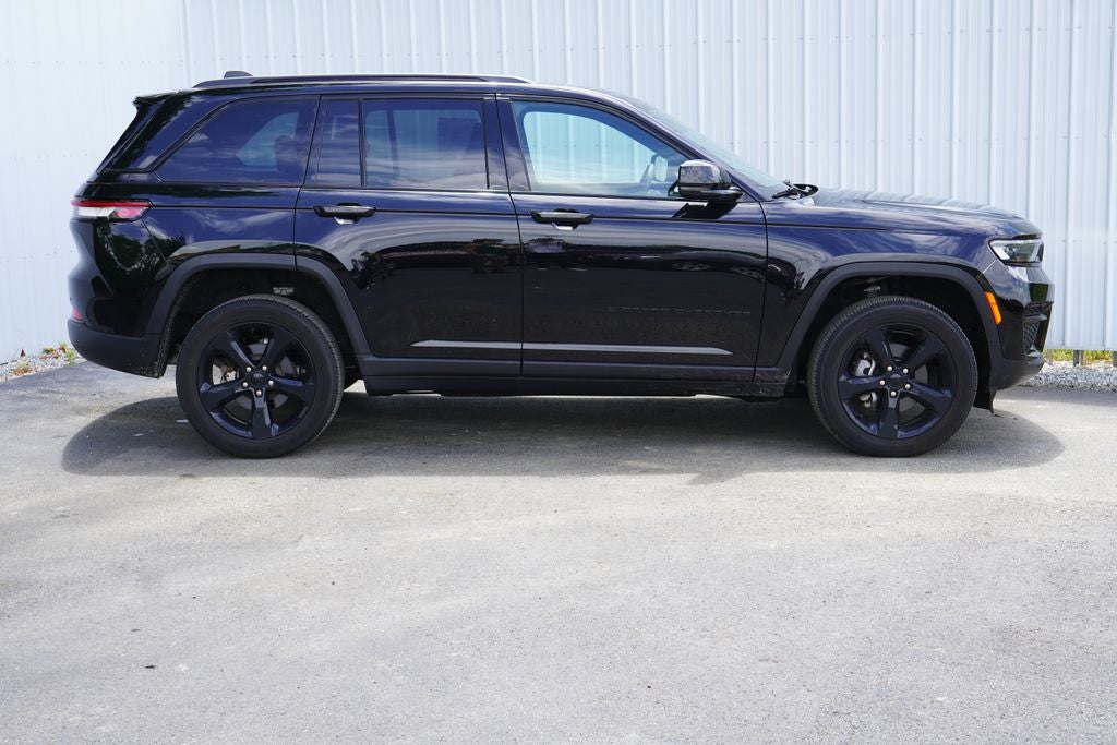 2023 Jeep Grand Cherokee Altitude 4x4