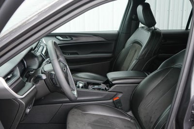 2023 Jeep Grand Cherokee Altitude 4x4