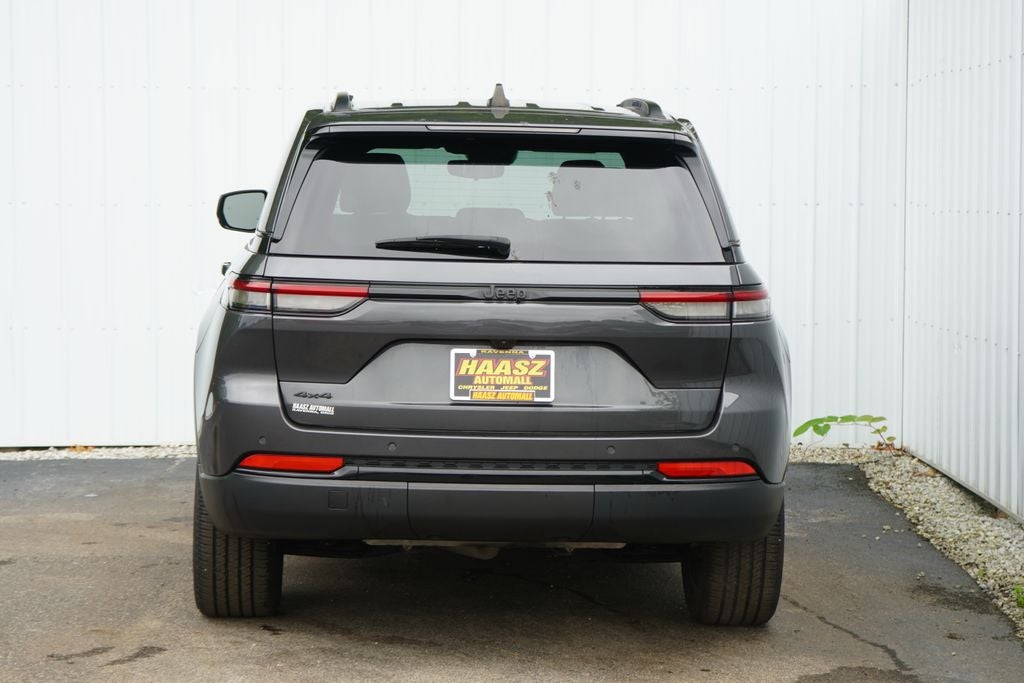 2023 Jeep Grand Cherokee Altitude 4x4