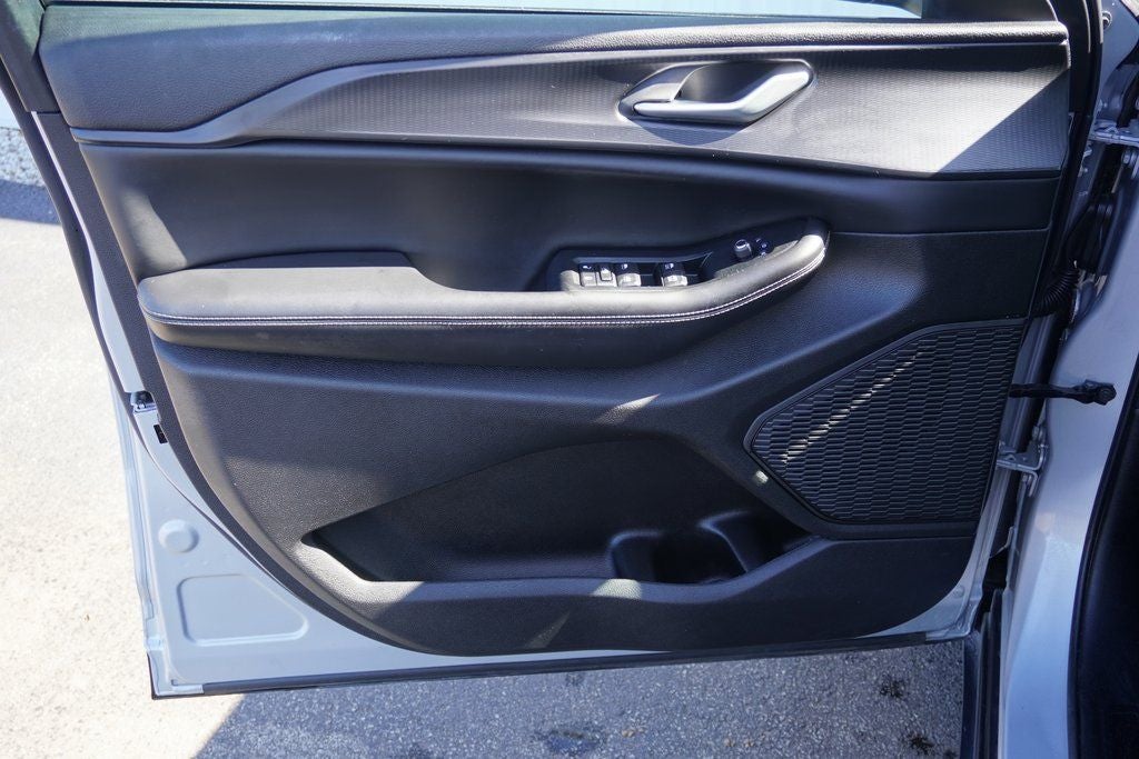 2024 Jeep Grand Cherokee Laredo 4x4