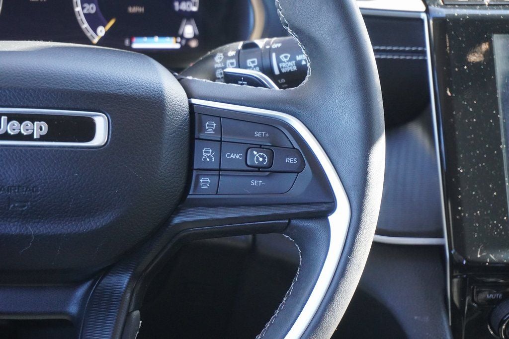 2024 Jeep Grand Cherokee Laredo 4x4