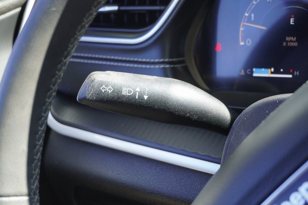 2024 Jeep Grand Cherokee Laredo 4x4