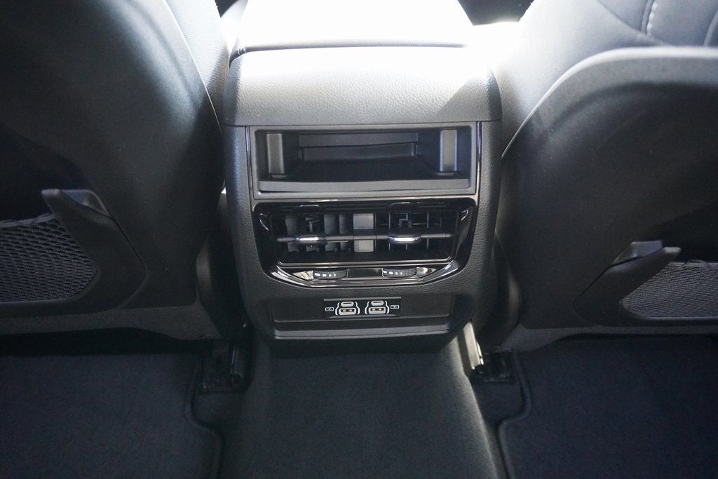 2024 Jeep Grand Cherokee Laredo 4x4