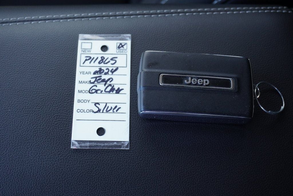 2024 Jeep Grand Cherokee Laredo 4x4