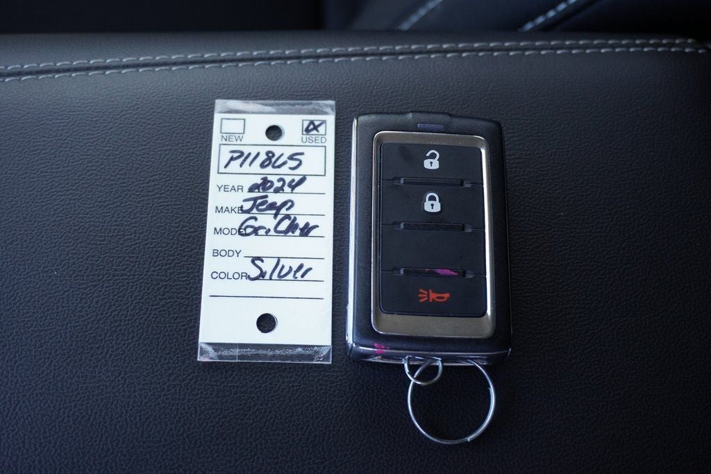 2024 Jeep Grand Cherokee Laredo 4x4