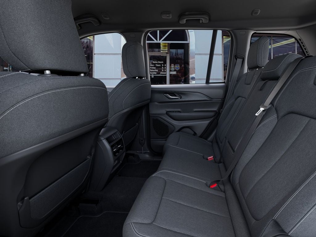 2026 Jeep Grand Cherokee GRAND CHEROKEE LAREDO X 4X4