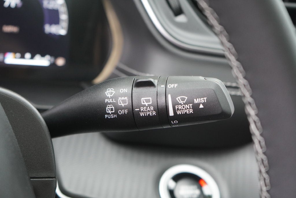 2027 Jeep Grand Cherokee GRAND CHEROKEE LAREDO X 4X4