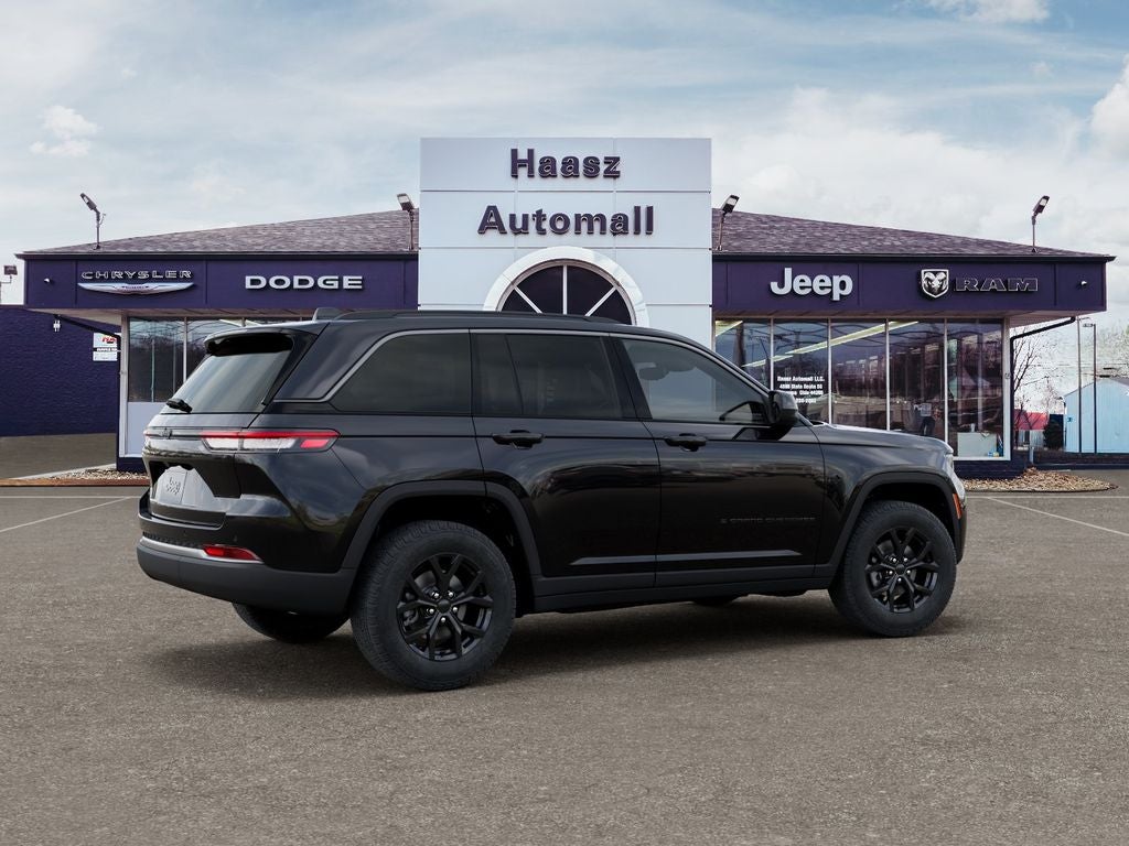 2026 Jeep Grand Cherokee GRAND CHEROKEE LAREDO ALTITUDE 4X4
