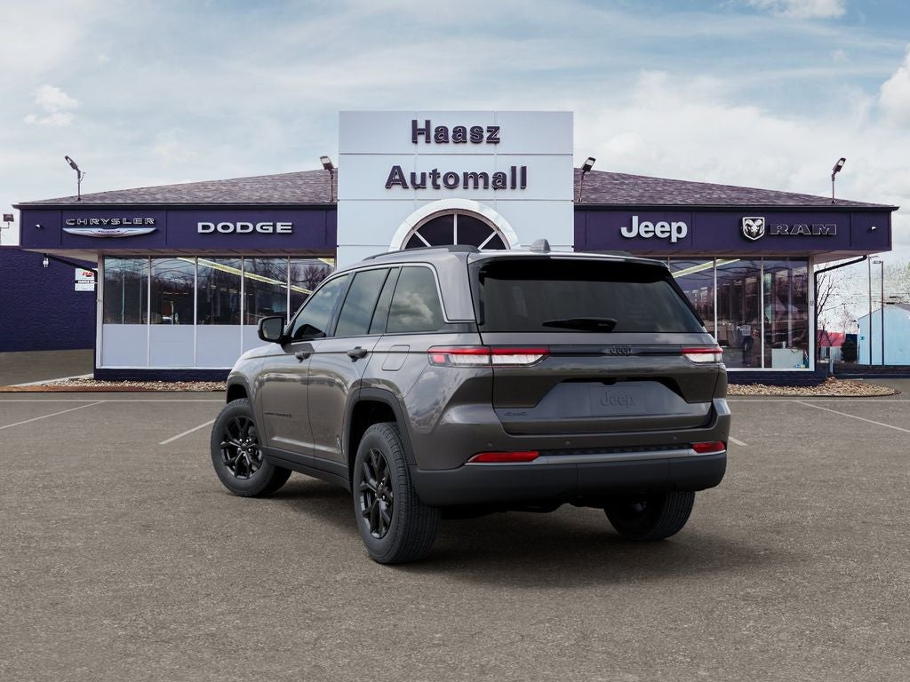 2026 Jeep Grand Cherokee GRAND CHEROKEE LAREDO ALTITUDE 4X4