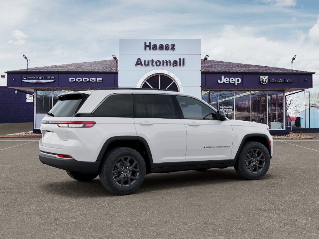 2027 Jeep Grand Cherokee GRAND CHEROKEE LAREDO ALTITUDE 4X4