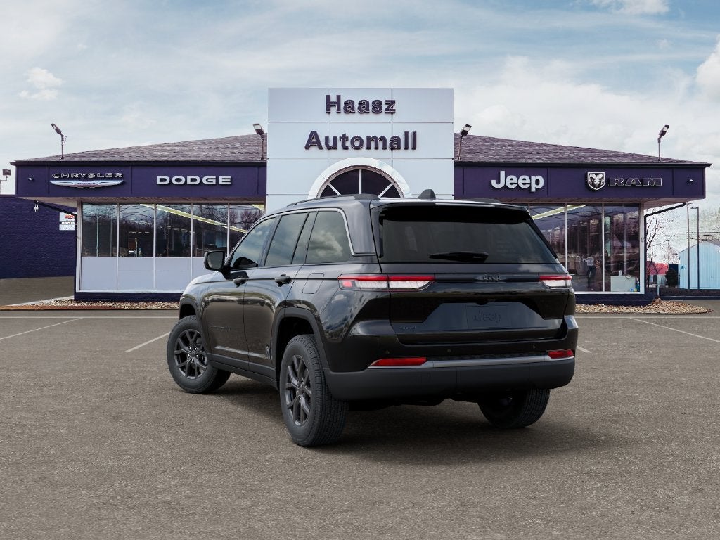 2027 Jeep Grand Cherokee GRAND CHEROKEE LAREDO ALTITUDE 4X4