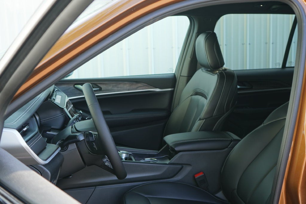 2027 Jeep Grand Cherokee GRAND CHEROKEE LIMITED 4X4