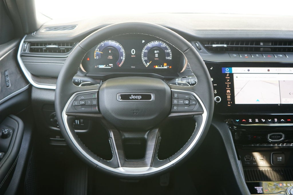 2027 Jeep Grand Cherokee GRAND CHEROKEE LIMITED 4X4