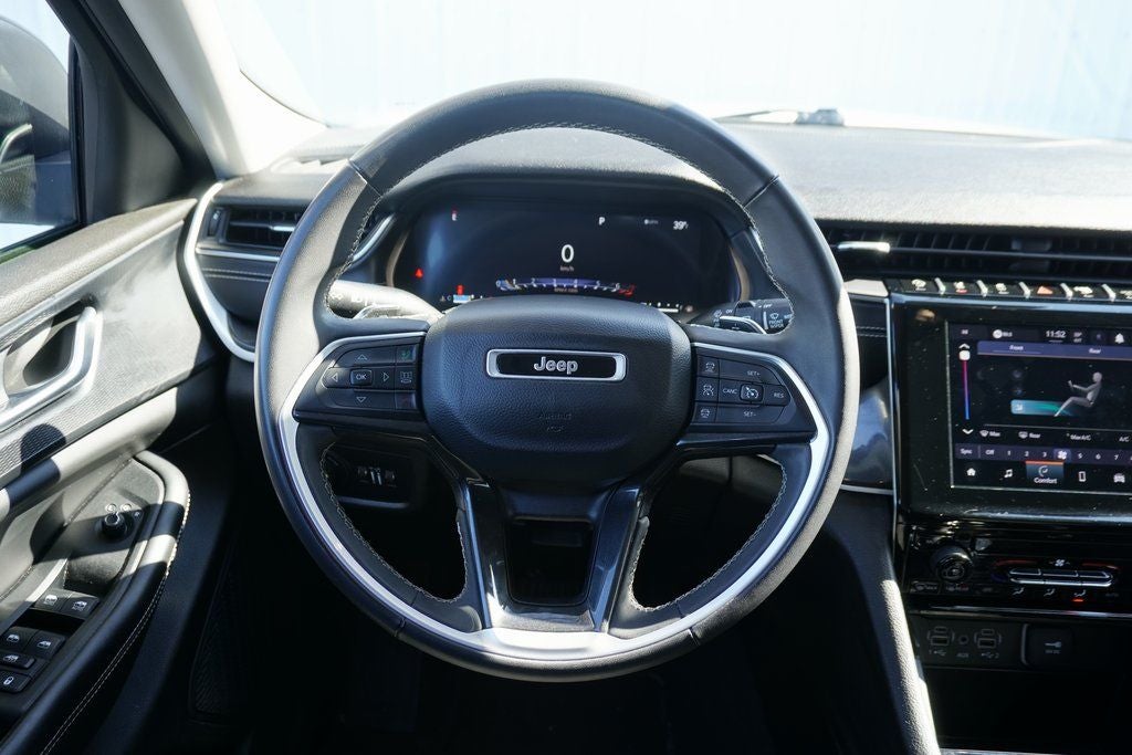 2023 Jeep Grand Cherokee L Laredo 4x4