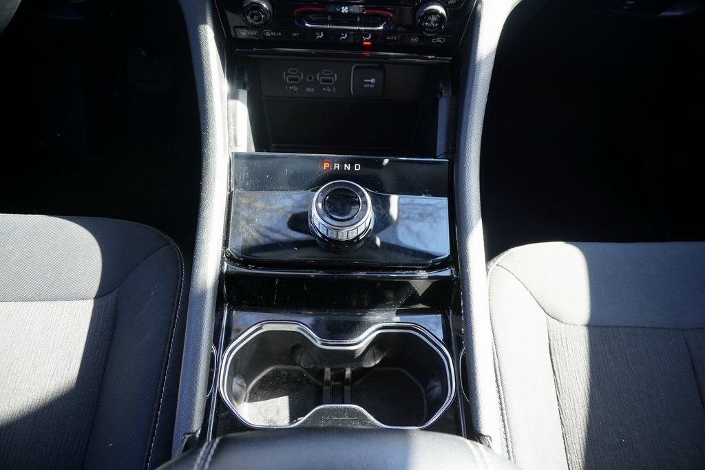 2023 Jeep Grand Cherokee L Laredo 4x4