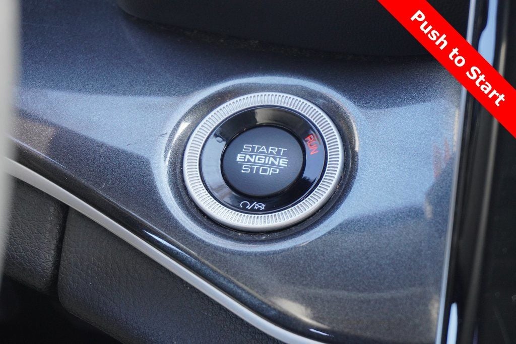 2023 Jeep Grand Cherokee L Laredo 4x4