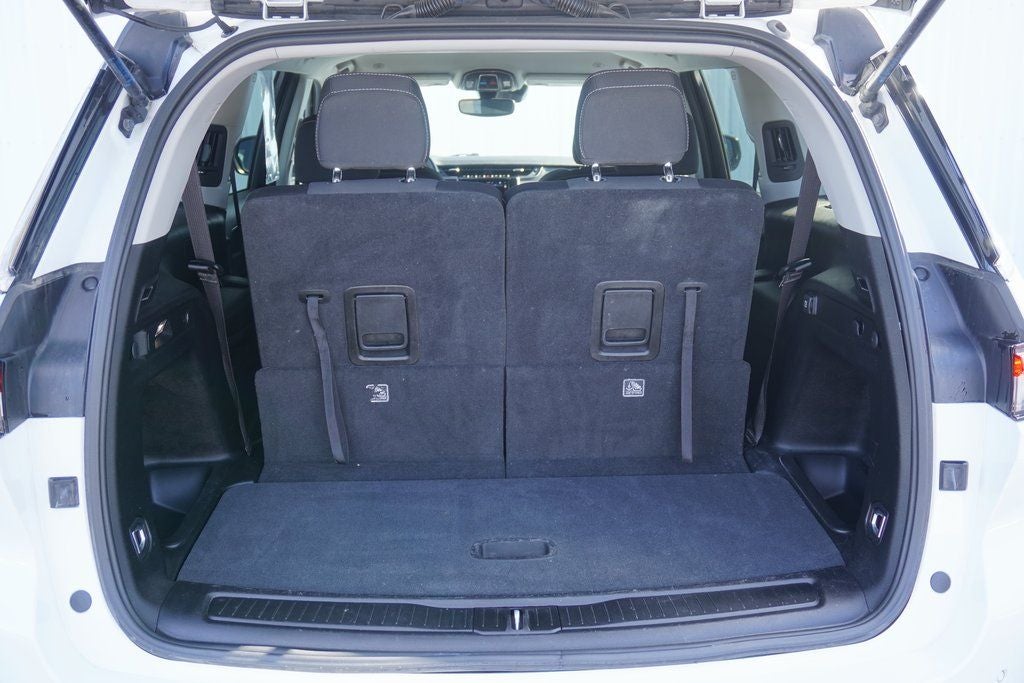 2023 Jeep Grand Cherokee L Laredo 4x4