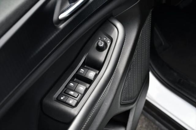 2023 Jeep Grand Cherokee L Laredo 4x4