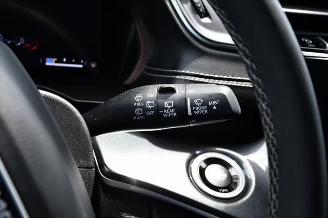 2023 Jeep Grand Cherokee L Laredo 4x4