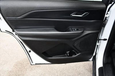 2023 Jeep Grand Cherokee L Laredo 4x4