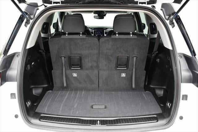 2023 Jeep Grand Cherokee L Laredo 4x4