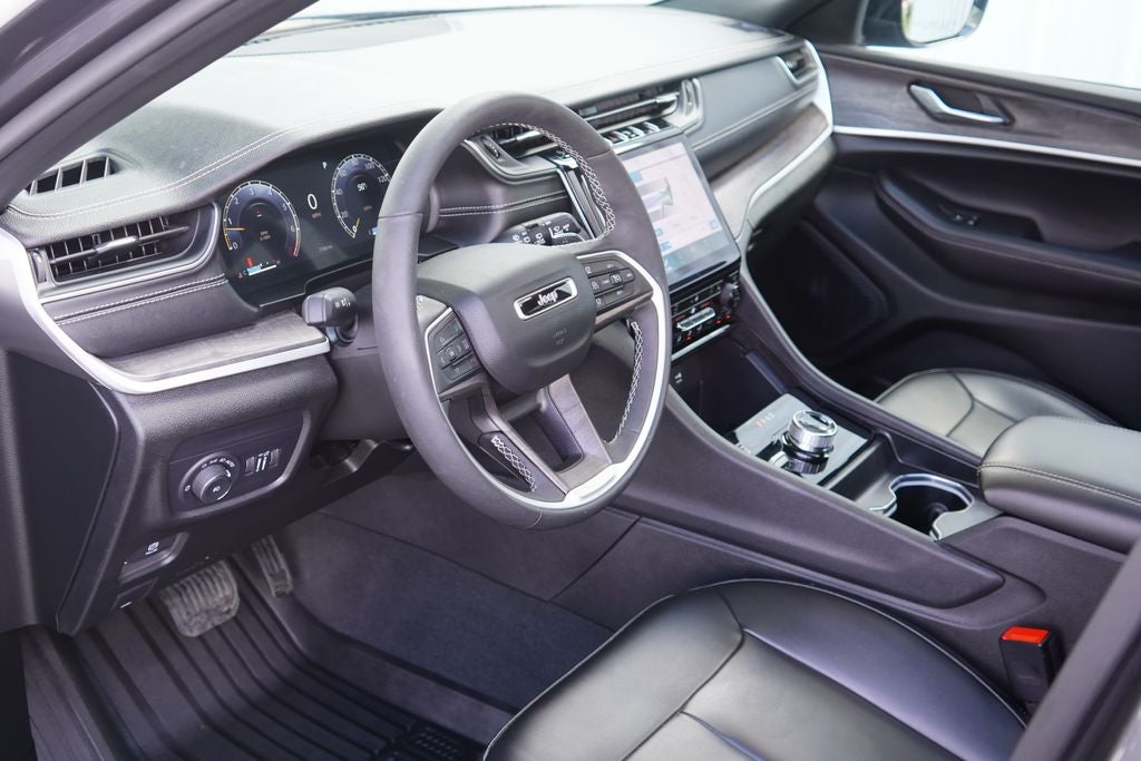 2025 Jeep Grand Cherokee L Limited 4x4