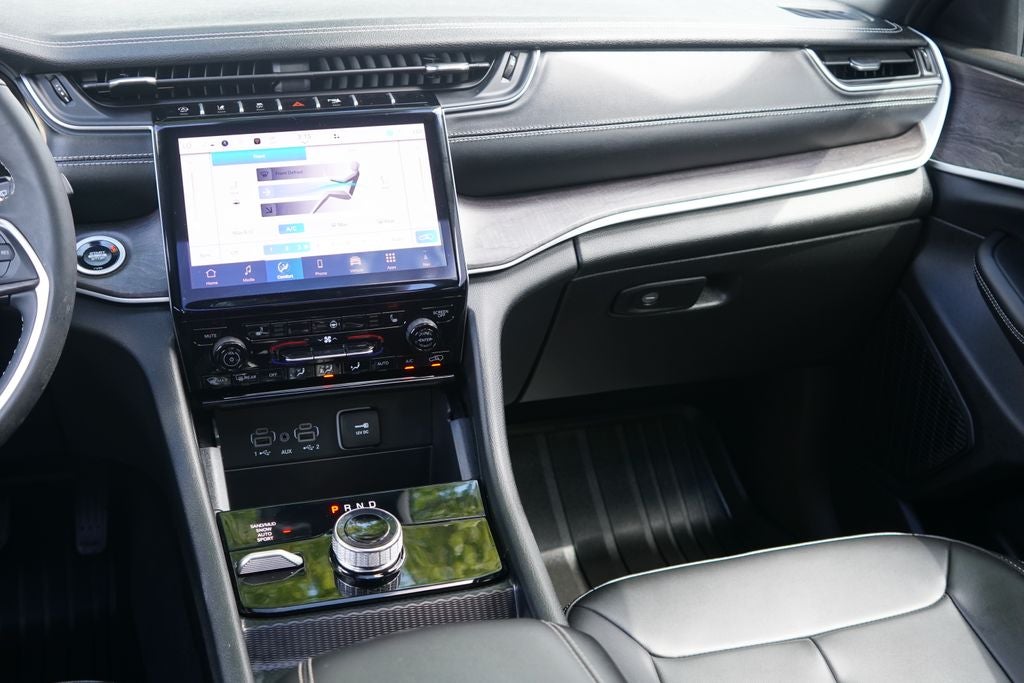 2025 Jeep Grand Cherokee L Limited 4x4