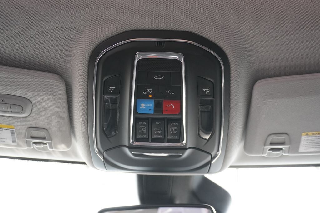 2023 Jeep Grand Cherokee L Limited 4x4